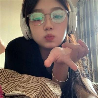 湖畔迷情